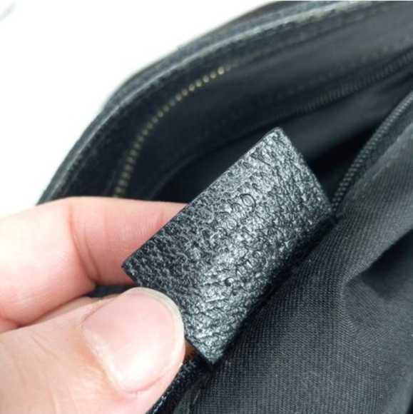 Authentic Gucci GG Monogram Supreme Horsebit Messenger Crossbody Bag - Picture 9 of 12